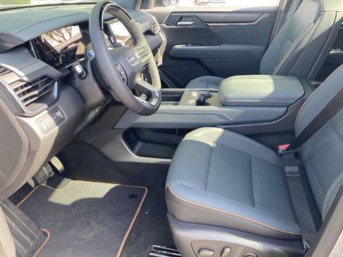 Used 2024 GMC Acadia AT4 w/ Super Cruise Package AWD/4WD image 12