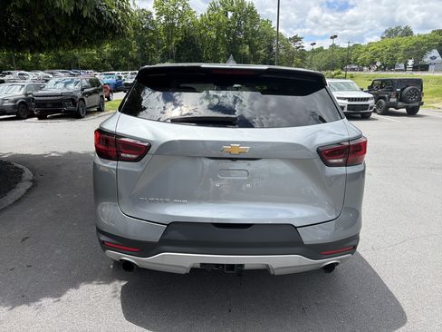 Used 2025 Chevrolet Blazer LT AWD/4WD image 4