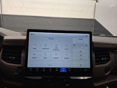 Used 2022 Ford Expedition Max Limited image 36