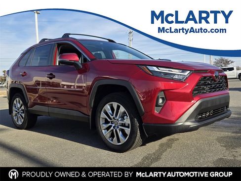 Used 2024 Toyota RAV4 XLE Premium image 1