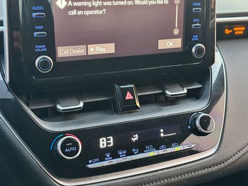 Used 2020 Toyota Corolla SE image 20