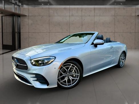 Used 2023 Mercedes-Benz E 450 4MATIC Cabriolet image 19