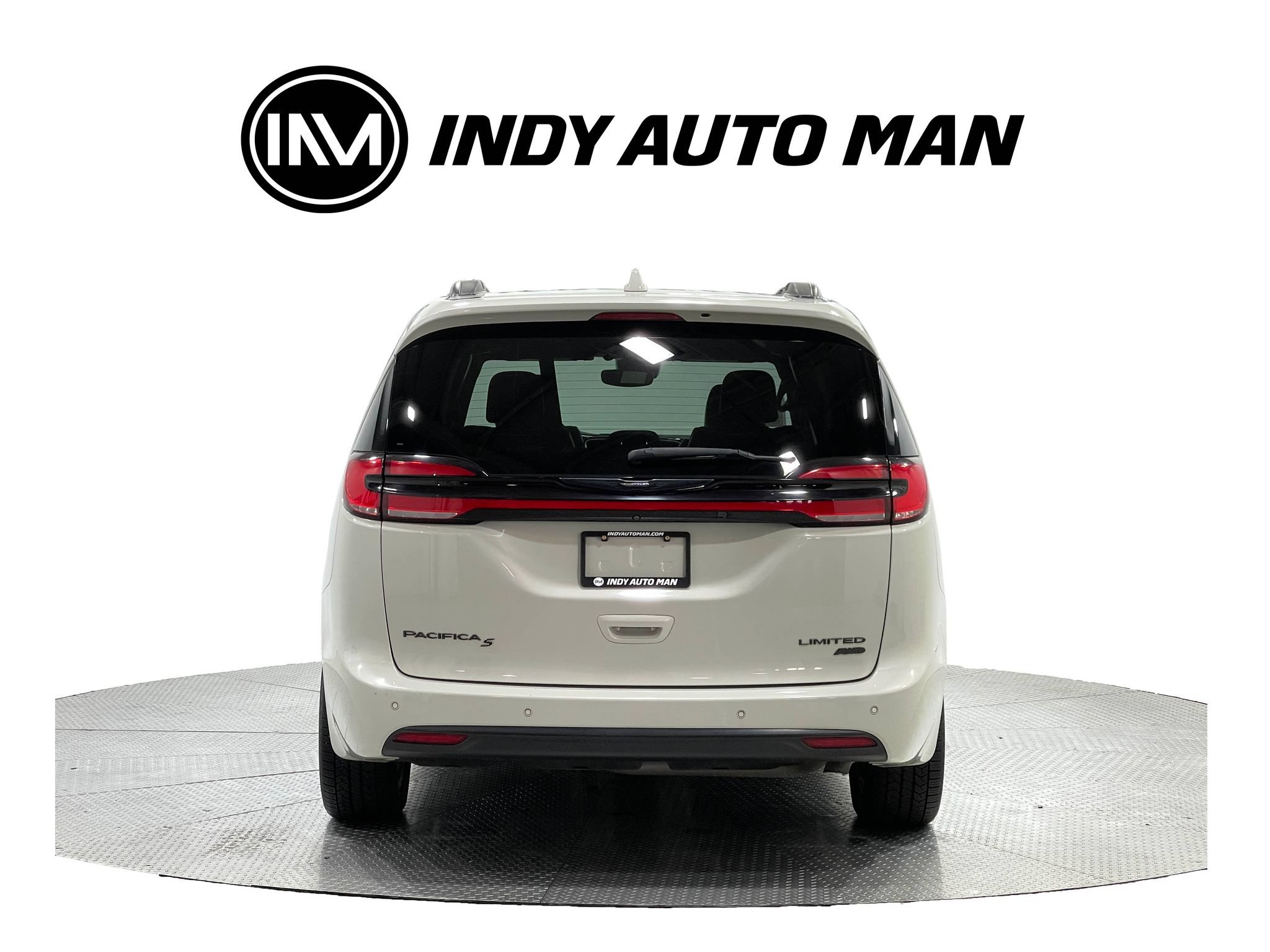 Used 2021 Chrysler Pacifica Limited w/ S Appearance Package AWD/4WD image 5