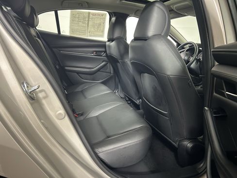 Used 2025 MAZDA MAZDA3 s image 42
