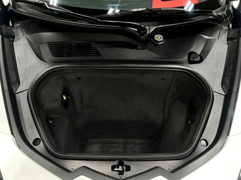 Used 2024 Chevrolet Corvette Stingray Premium Conv w/ Battery Protection Package image 23