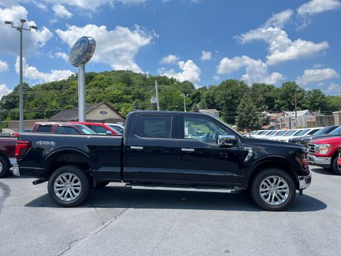 New 2026 Ford F150 XLT w/ Equipment Group 302A MID AWD/4WD image 5