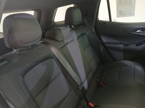 Used 2025 Chevrolet Equinox LT FWD image 14