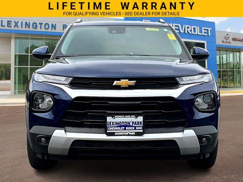 Used 2023 Chevrolet TrailBlazer LT FWD image 3