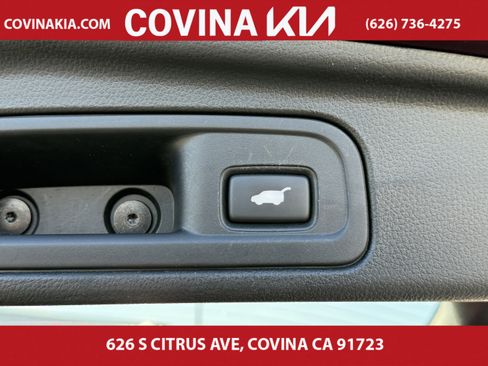 Used 2017 Honda Pilot EX-L image 12