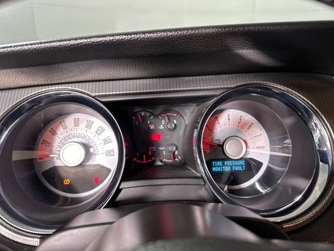 Used 2012 Ford Mustang GT Premium w/ Brembo Brake Pkg image 17