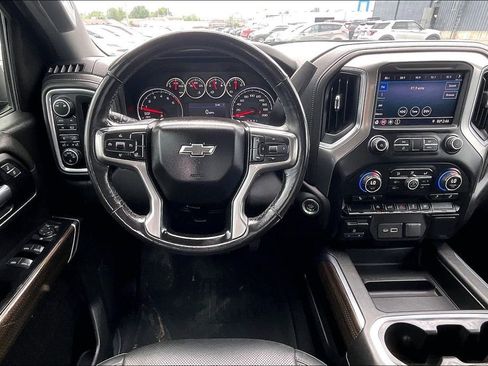 Used 2019 Chevrolet Silverado 1500 RST w/ True North Edition AWD/4WD image 6