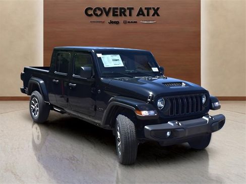 New 2025 Jeep Gladiator Sport image 7