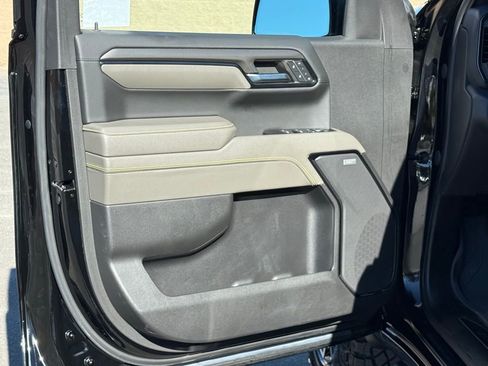 Used 2024 Chevrolet Silverado 1500 ZR2 w/ Technology Package image 16