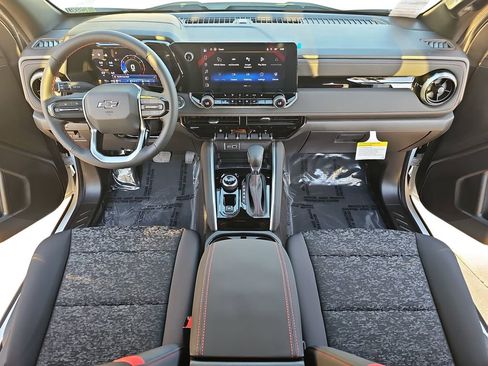 New 2026 Chevrolet Colorado Z71 image 9