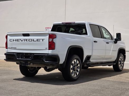Used 2024 Chevrolet Silverado 2500 Custom w/ Custom Value Package AWD/4WD image 5