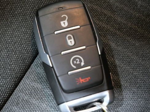 Used 2023 RAM 1500 Big Horn image 24