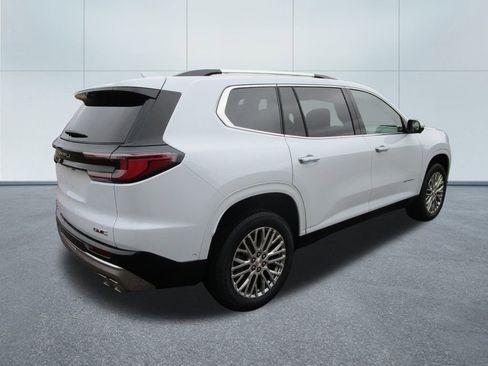 New 2026 GMC Acadia Denali image 7