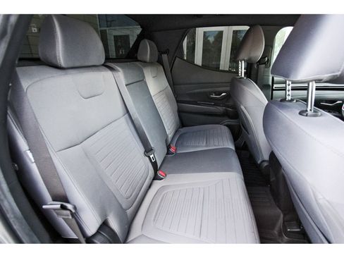 Used 2024 Hyundai Santa Cruz SE FWD image 14