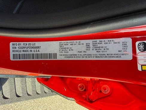 Used 2025 RAM 1500 RHO image 32