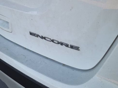 Used 2020 Buick Encore Preferred FWD image 10