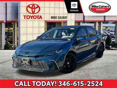 Used 2025 Toyota Camry SE