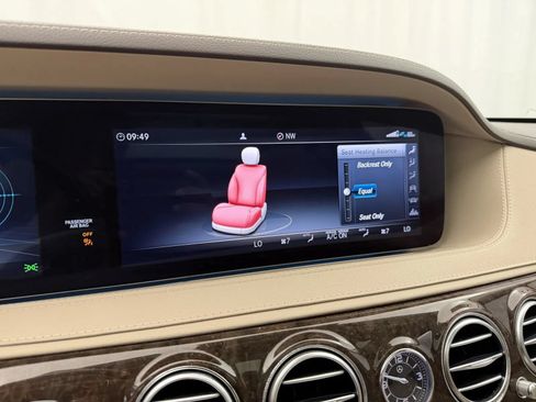 Used 2019 Mercedes-Benz S 560 4MATIC Sedan image 32