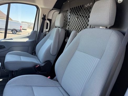 Used 2015 Ford Transit 150 130 Low Roof RWD image 16