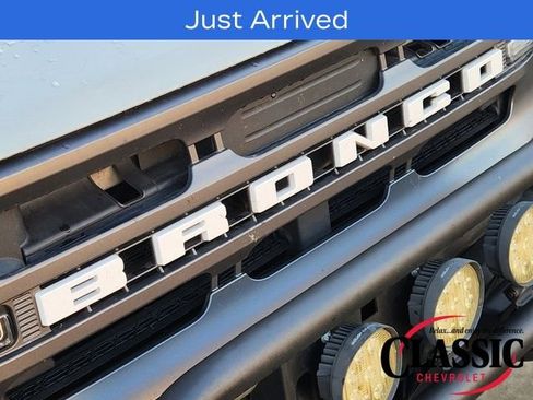 Used 2023 Ford Bronco Big Bend image 17