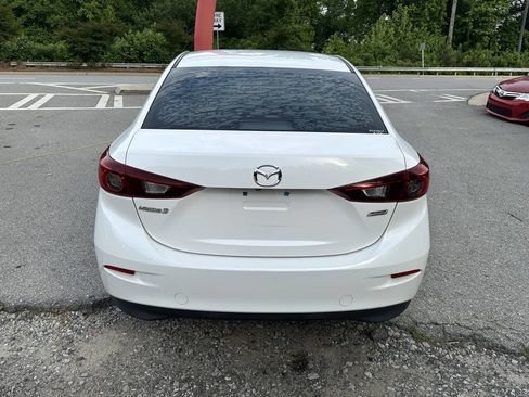 Used 2017 MAZDA MAZDA3 Touring FWD image 6