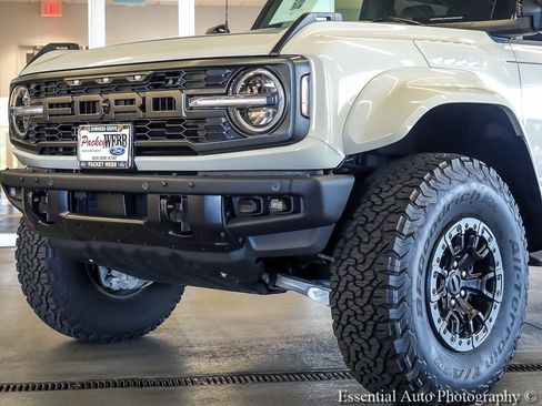 Used 2025 Ford Bronco Raptor AWD/4WD image 3