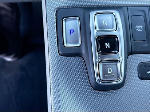 Used 2024 Hyundai Palisade Calligraphy image 18