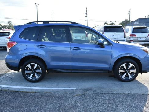 Used 2018 Subaru Forester 2.5i Limited AWD/4WD image 5
