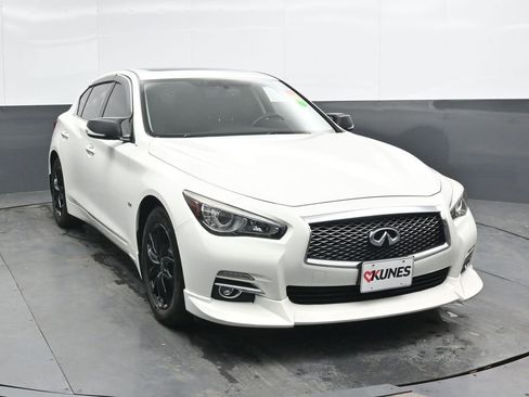 Used 2017 INFINITI Q50 Signature Edition image 6