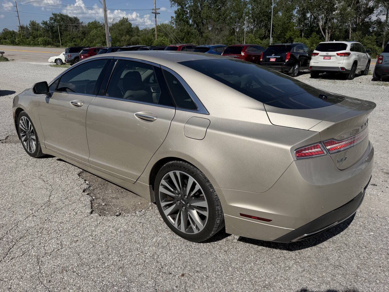 Used 2017 Lincoln MKZ Reserve w/ Climate Package FWD image 5