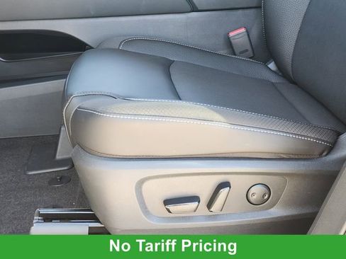 New 2026 Nissan Pathfinder SL image 18