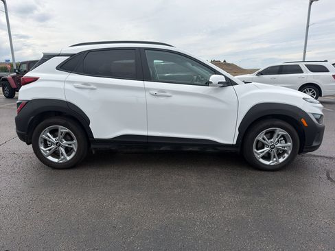 Used 2023 Hyundai Kona SEL AWD/4WD image 4