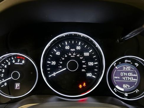 Used 2021 Honda HR-V LX image 14