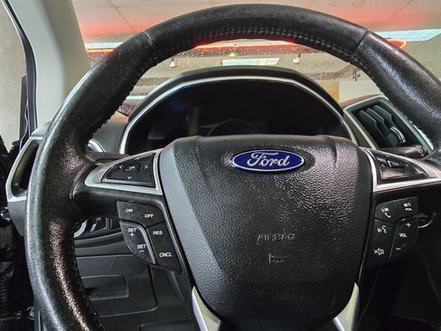 Used 2016 Ford Edge Titanium w/ Canadian Touring Package image 33