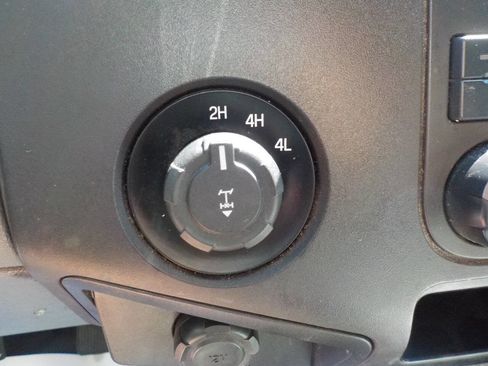 Used 2015 Ford F350 XL image 14