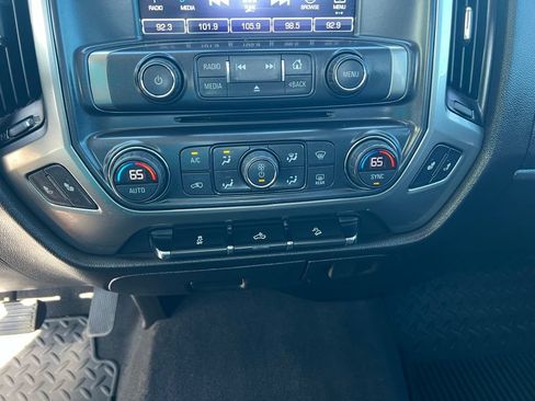 Used 2019 Chevrolet Silverado 1500 LT w/ All Star Edition AWD/4WD image 31