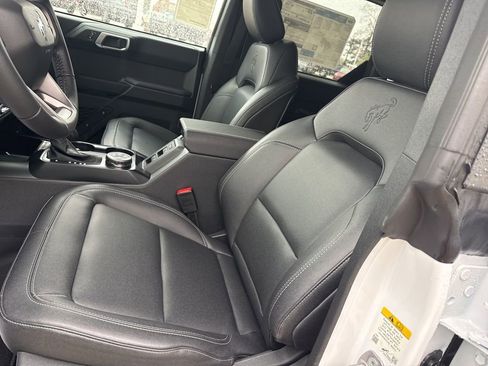 New 2025 Ford Bronco Big Bend w/ Black Diamond Package image 8