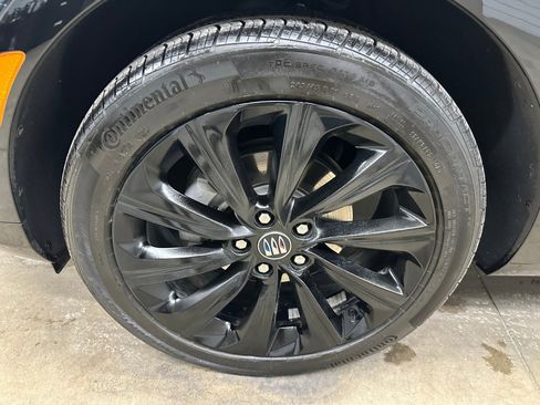 Used 2024 Buick Envista Sport Touring w/ Convenience I Package image 37