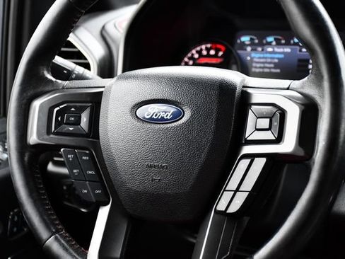 Used 2017 Ford F150 Lariat w/ Equipment Group 502A Luxury AWD/4WD image 22