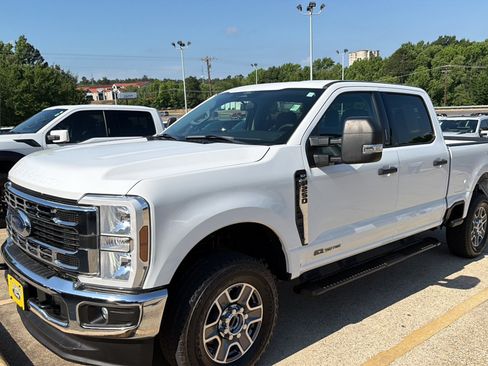 Used 2024 Ford F250 XLT w/ FX4 Off-Road Package AWD/4WD image 21
