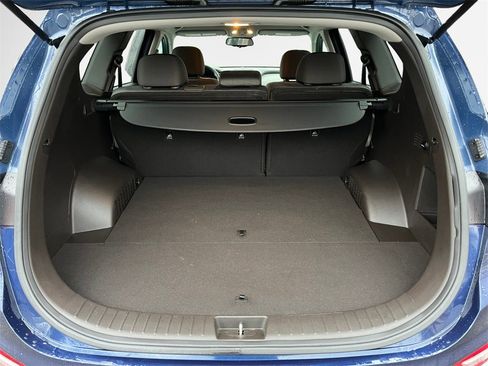 Used 2020 Hyundai Santa Fe SEL image 25