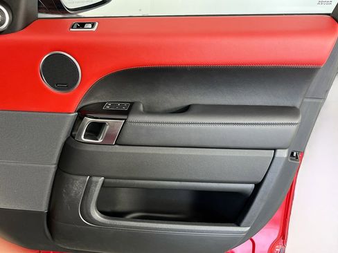 Used 2022 Land Rover Range Rover Sport HST image 38