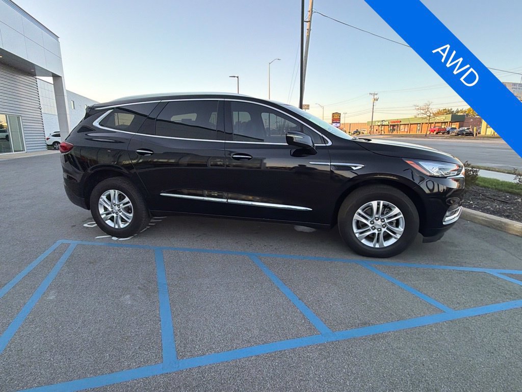 Used 2020 Buick Enclave Essence w/ Sound and Sites Package AWD/4WD image 2