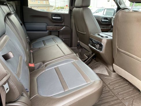 Used 2019 GMC Sierra 1500 Denali w/ LPO, GMC Protection Package AWD/4WD image 28