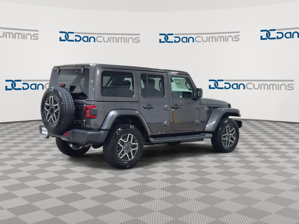 New 2026 Jeep Wrangler Unlimited Sahara AWD/4WD image 8