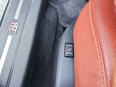 Used 2015 Nissan GT-R Premium AWD/4WD image 29